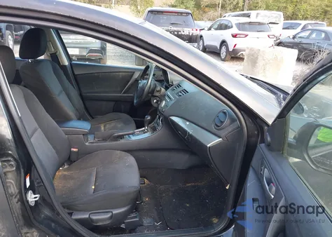 2010 Mazda Mazda3 I Touring из США, поврежденный, VIN JM1BL1SF2A1189043